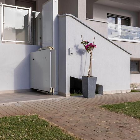 סקאלה פוטאמיאס Elisavet Nuevo Studios & Suites מראה חיצוני תמונה